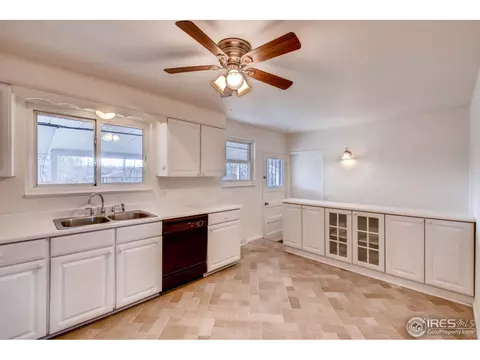 286 Starlight Rd, Thornton, CO 80260 photo 3
