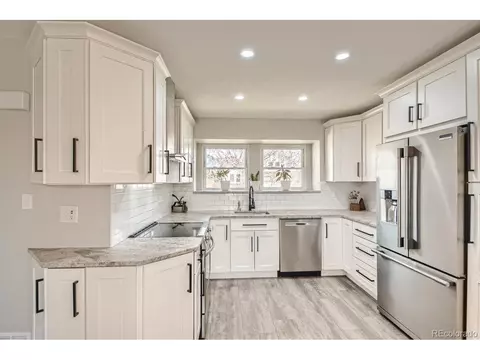 10593 Cherry St, Thornton, CO 80233 photo 2