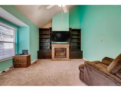 18916 E 16th Pl, Aurora, CO 80011 photo 4