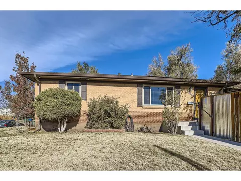 4496 S Delaware St, Englewood, CO 80110