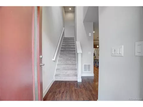 16081 E Warner Pl, Denver, CO 80239 photo 3