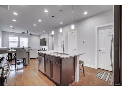 16081 E Warner Pl, Denver, CO 80239 photo 11