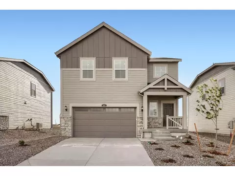 375 Wildflower Ct, Bennett, CO 80102