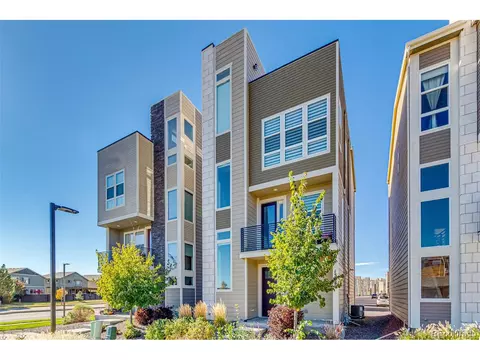 15882 E Broncos Pl, Centennial, CO 80112 photo 2