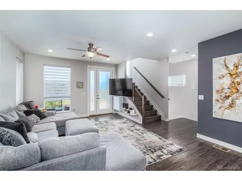 15882 E Broncos Pl, Centennial, CO 80112 photo 9