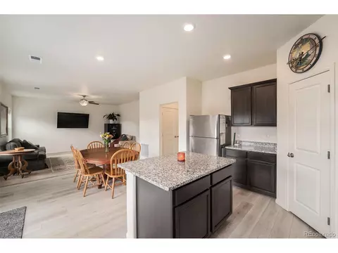 305 Maple St, Bennett, CO 80102 photo 10
