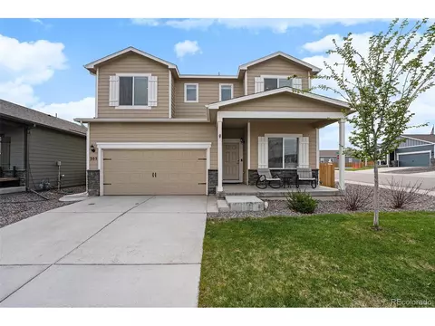 305 Maple St, Bennett, CO 80102 photo 3