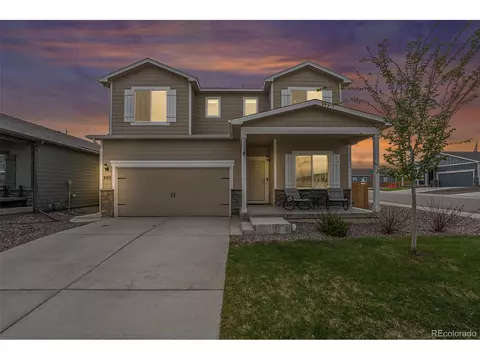305 Maple St, Bennett, CO 80102