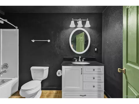 Bath - 14702 Evans Ave, Aurora, CO 80014 photo 6 of 6