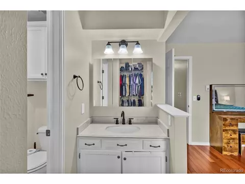 Bath - 14702 Evans Ave, Aurora, CO 80014 photo 5 of 6