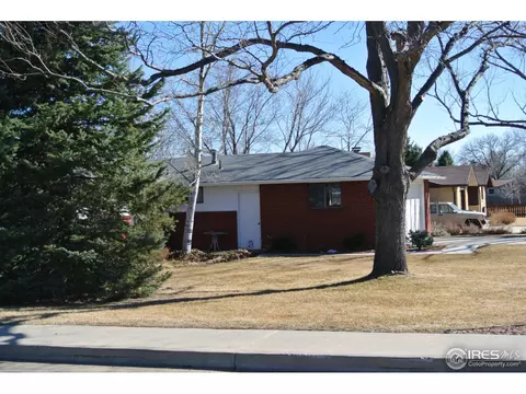 960 10th St, Berthoud, CO 80513 photo 3
