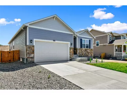 363 Hummingbird Ln, Johnstown, CO 80534 photo 2