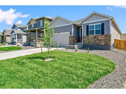 363 Hummingbird Ln, Johnstown, CO 80534 photo 3