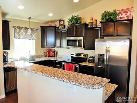 6814 Blue Spruce St, Frederick, CO 80530 photo 4