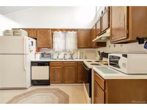 11904 E Maple Ave, Aurora, CO 80012 photo 9