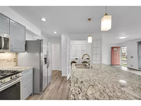 641 E 104th Pl, Northglenn, CO 80233 photo 6