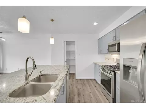 641 E 104th Pl, Northglenn, CO 80233 photo 4