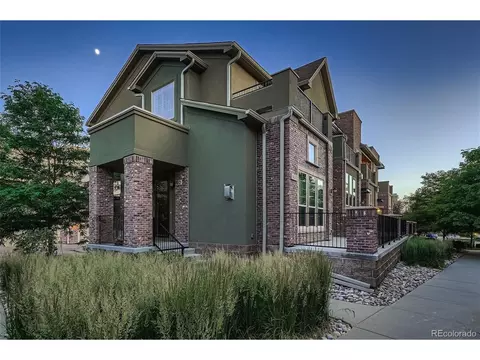955 Elmhurst Dr #B, Highlands Ranch, CO 80129