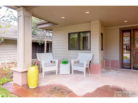 1046 8th St, Boulder, CO 80302 photo 2