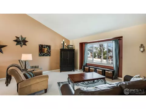 19944 E Flora Pl, Aurora, CO 80013 photo 4