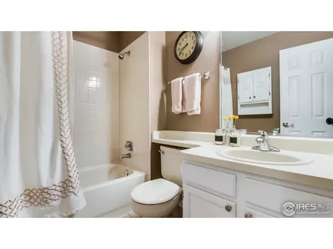 19944 E Flora Pl, Aurora, CO 80013 photo 22