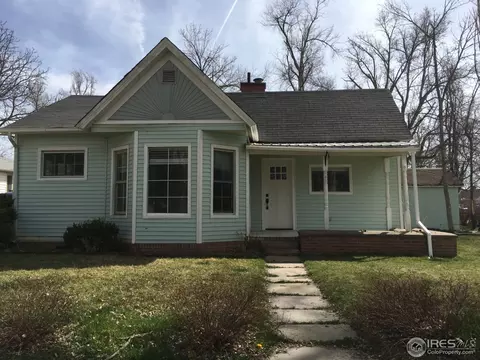 906 N 4th St, Berthoud, CO 80513 photo 1