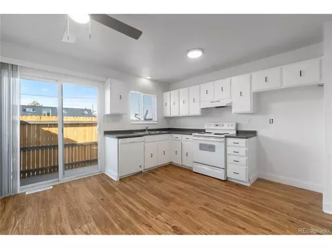 15745 E 13th Pl, Aurora, CO 80011 photo 5