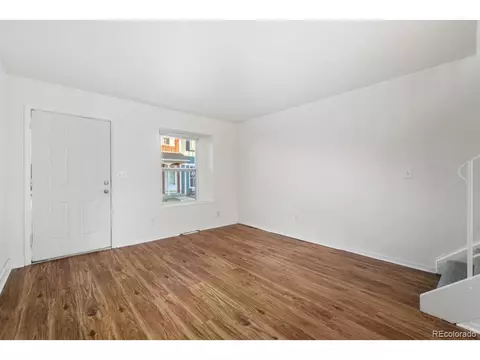 15745 E 13th Pl, Aurora, CO 80011 photo 4