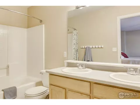 4205 E 94th Pl, Thornton, CO 80229 photo 16