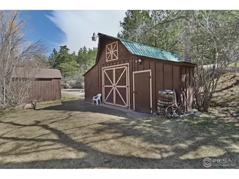 750 Valley Ln, Boulder, CO 80302 photo 9