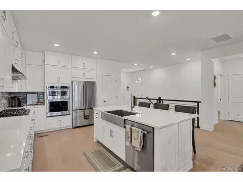 Kitchen - 17323 W 93rd Pl, Arvada, CO 80007 photo 2 of 4