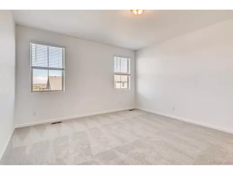 27697 E Maple Ave, Aurora, CO 80018 photo 9