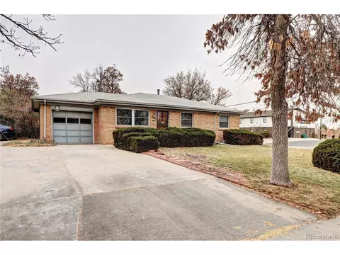 599 Ursula St, Aurora, CO 80011