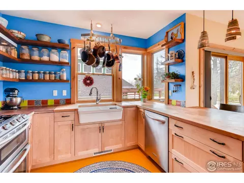 420 Prospect St, Lyons, CO 80540 photo 8