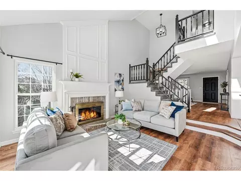 10668 W Peakview Dr, Littleton, CO 80127