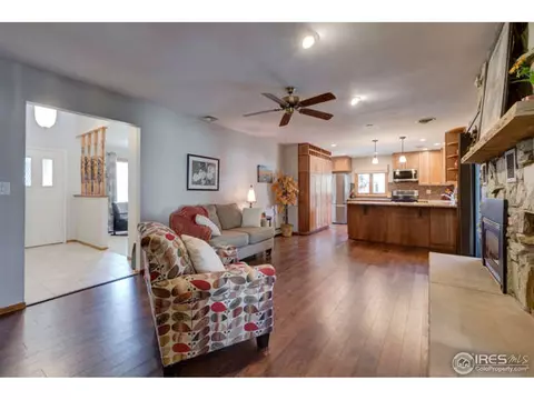 548 8th St, Berthoud, CO 80513 photo 4