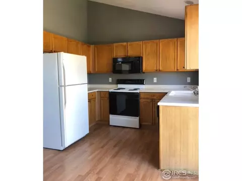 2070 E 97th Pl, Thornton, CO 80229 photo 3