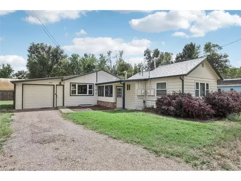 8220 W 51st Ave, Arvada, CO 80002