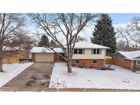 6048 Xenon St, Arvada, CO 80004