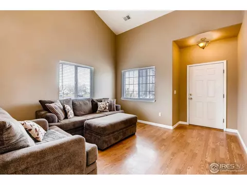 19606 E 59th Pl, Aurora, CO 80019 photo 4