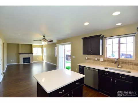 1977 E 166th Dr, Thornton, CO 80602 photo 4