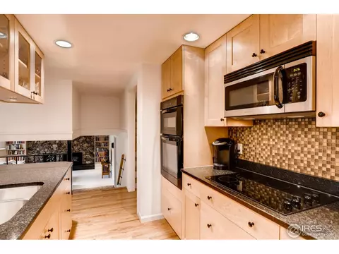 4557 Tanglewood Trl, Boulder, CO 80301 photo 10