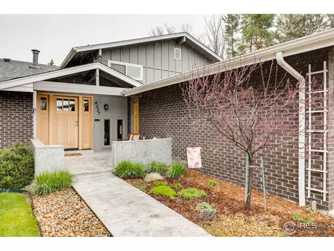 4557 Tanglewood Trl, Boulder, CO 80301 photo 2