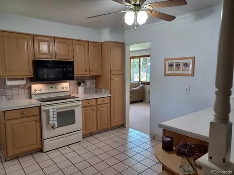 8437 Chase Dr, Arvada, CO 80003 photo 10