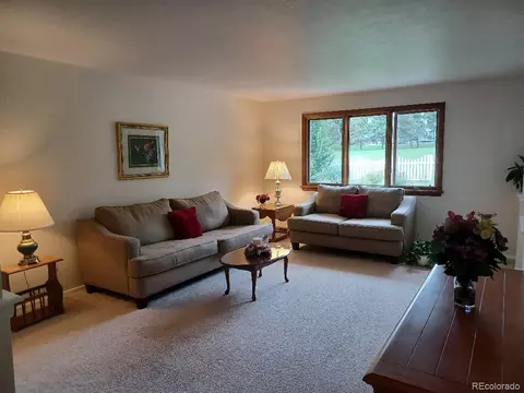 8437 Chase Dr, Arvada, CO 80003 photo 4