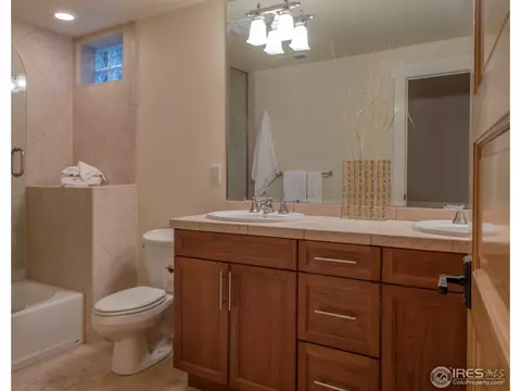 445 Pine St, Boulder, CO 80302 photo 24