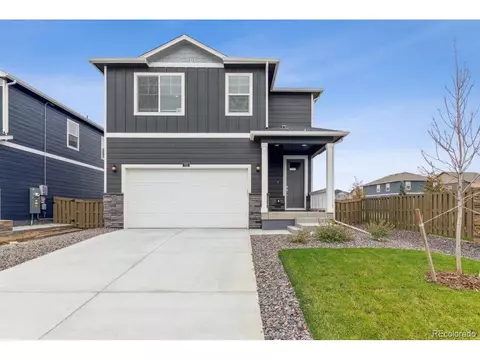 1916 Pinnacle Ave, Lochbuie, CO 80603