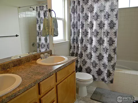907 Glenbrook Ct, Windsor, CO 80550 photo 16