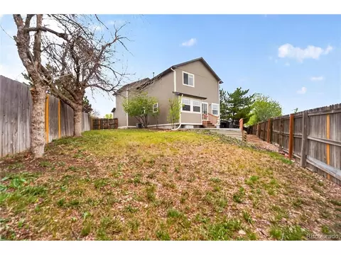 Exterior - 22471 E Princeton Dr, Aurora, CO 80018 photo 2 of 4