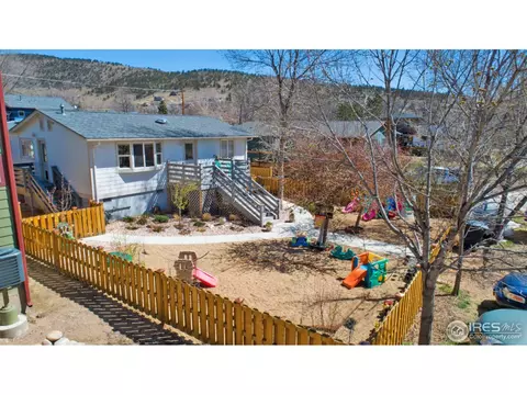 346 Park St, Lyons, CO 80540 photo 1